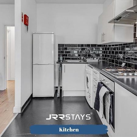 Cardiff Stylish 2 Bedroom Sleeps 6 Wi-Fi - Jrr Stays Luaran gambar