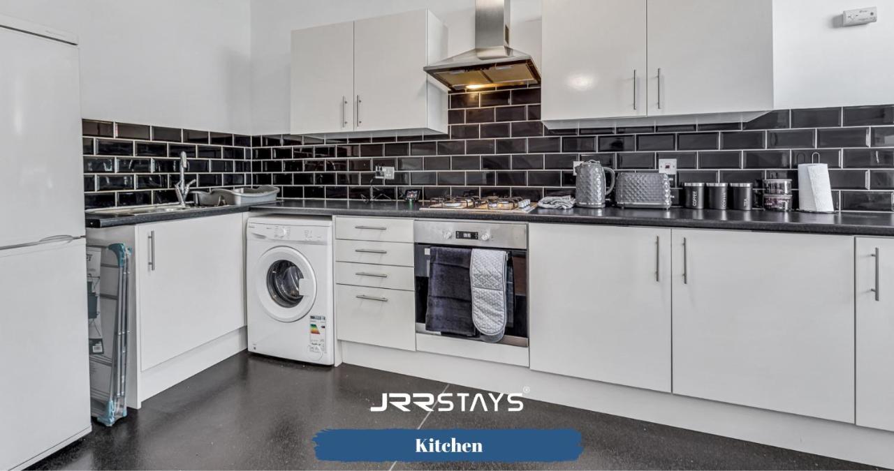 Cardiff Stylish 2 Bedroom Sleeps 6 Wi-Fi - Jrr Stays Luaran gambar