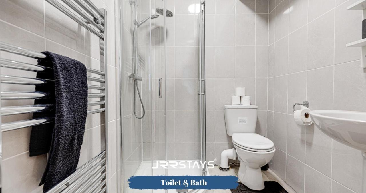 Cardiff Stylish 2 Bedroom Sleeps 6 Wi-Fi - Jrr Stays Luaran gambar