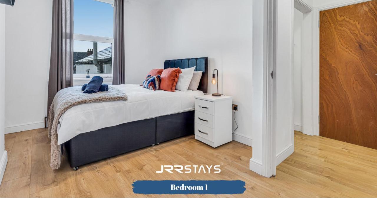 Cardiff Stylish 2 Bedroom Sleeps 6 Wi-Fi - Jrr Stays Luaran gambar